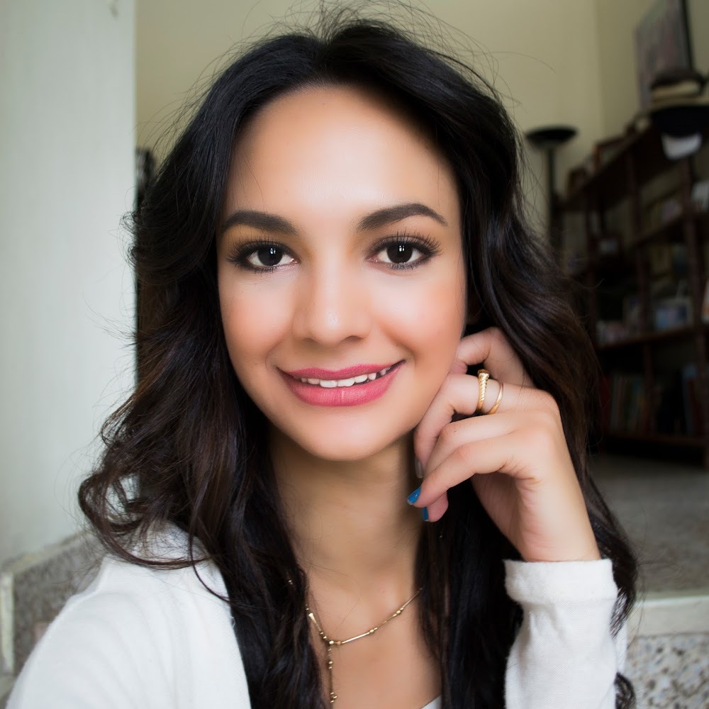 Meet your Posher, Lorena
